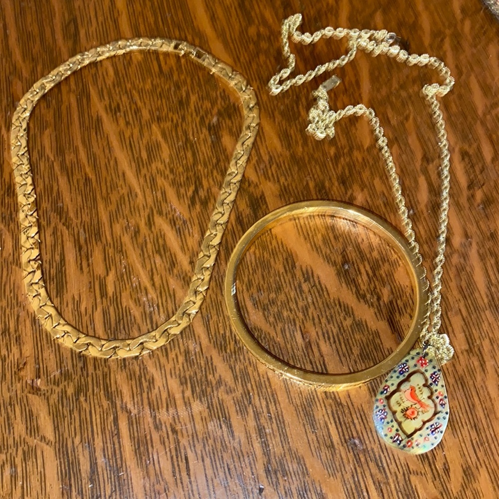 Napier necklace and more PM 1810